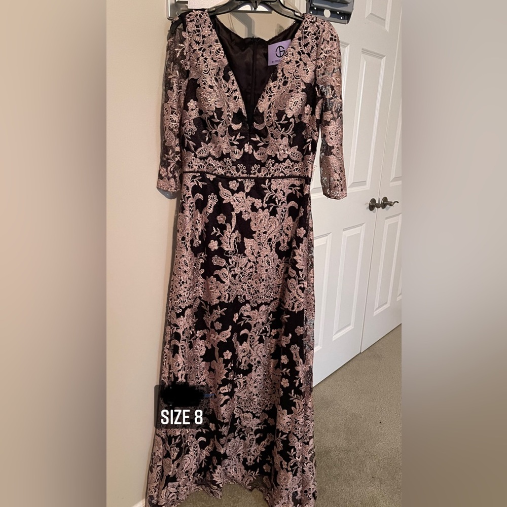 Js collection maxi ling sleeve dress